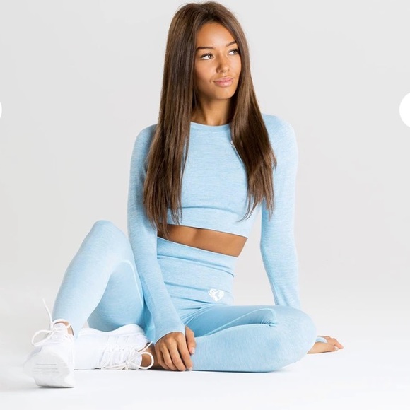 2-Piece Sportswear Set - Picture 2 of 13